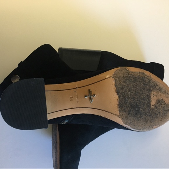 Pour la Victorie Suede Booties - Picture 5 of 7